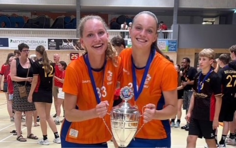 Juul en Sofie van der Kooij wereldkampioen met de U17!